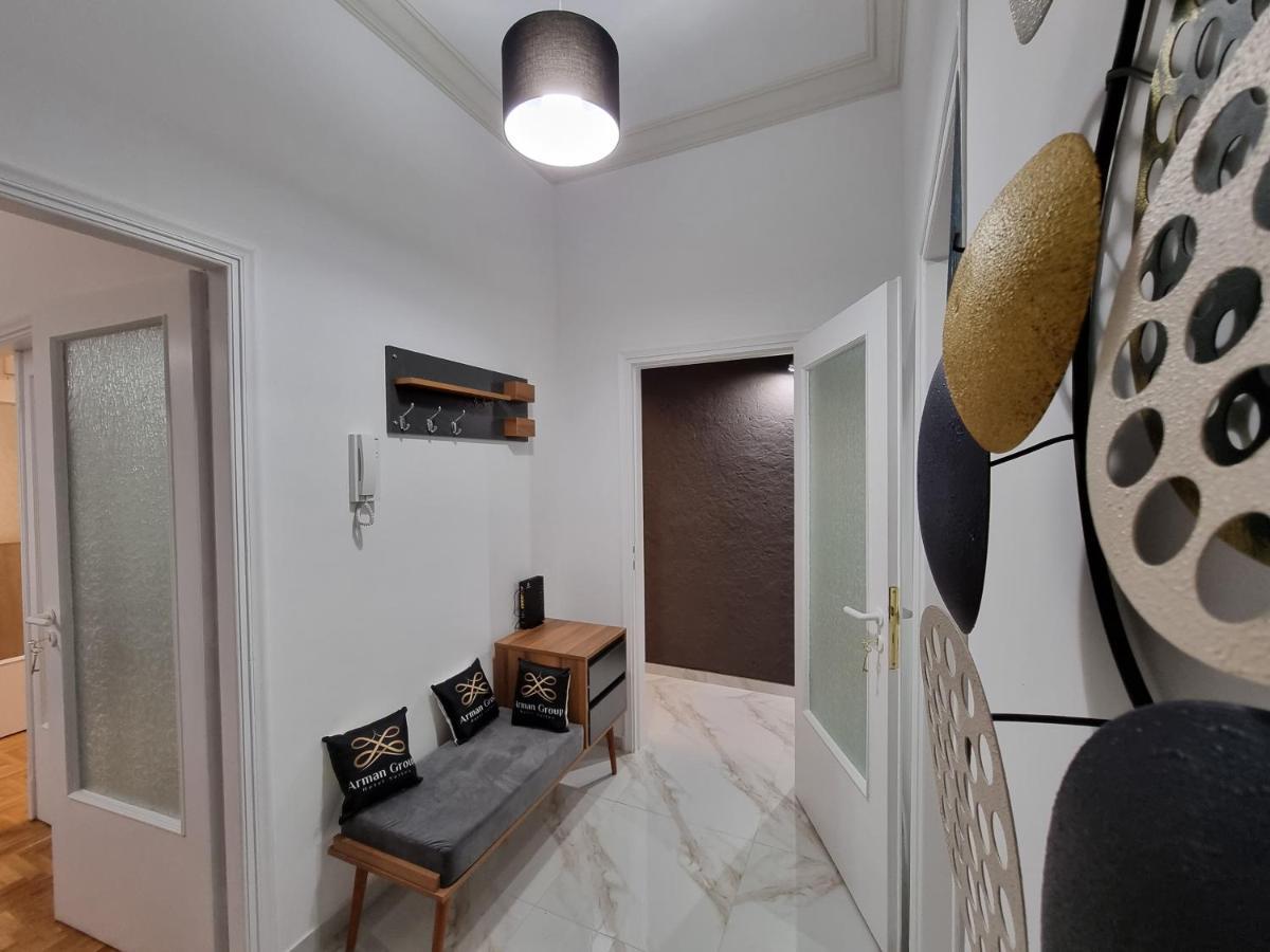 Arman Group Arya Apartment Athens